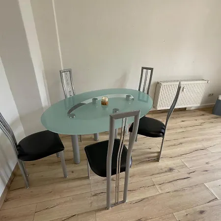 Schoenes Mit Infrarot Sauna Und Balkon 