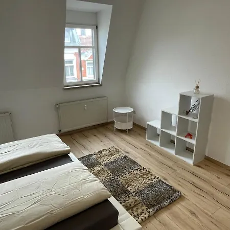 Schoenes Mit Infrarot Sauna Und Balkon 