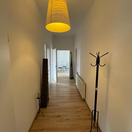 Schönes Mit Infrarot Sauna Und Balkon Apartment Plauen