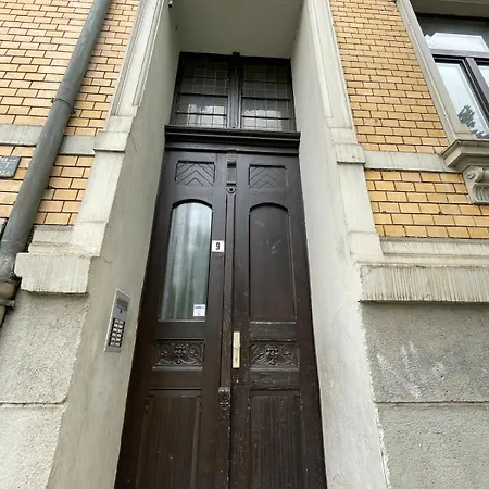 Schoenes Mit Infrarot Sauna Und Balkon 